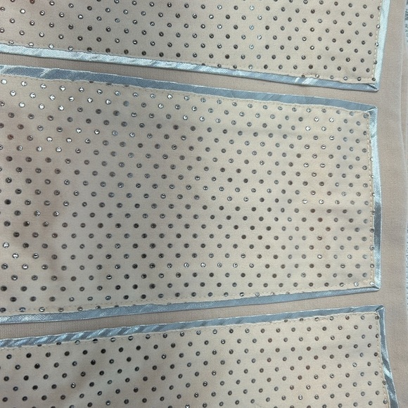 Silence+Noise Pink Mini Skirt with Silver/Bronze Embellishments Sz S - Picture 3 of 10